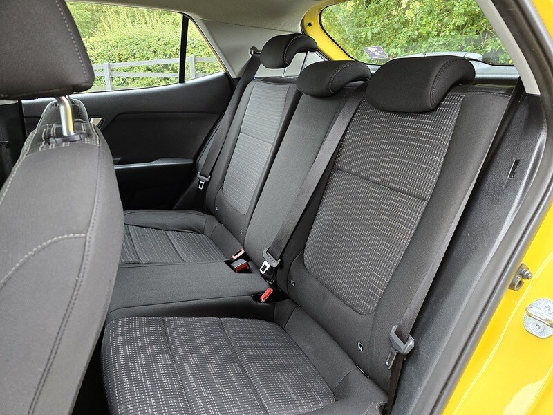 Used Kia Stonic 2023 for sale - 76106293: Photo 6