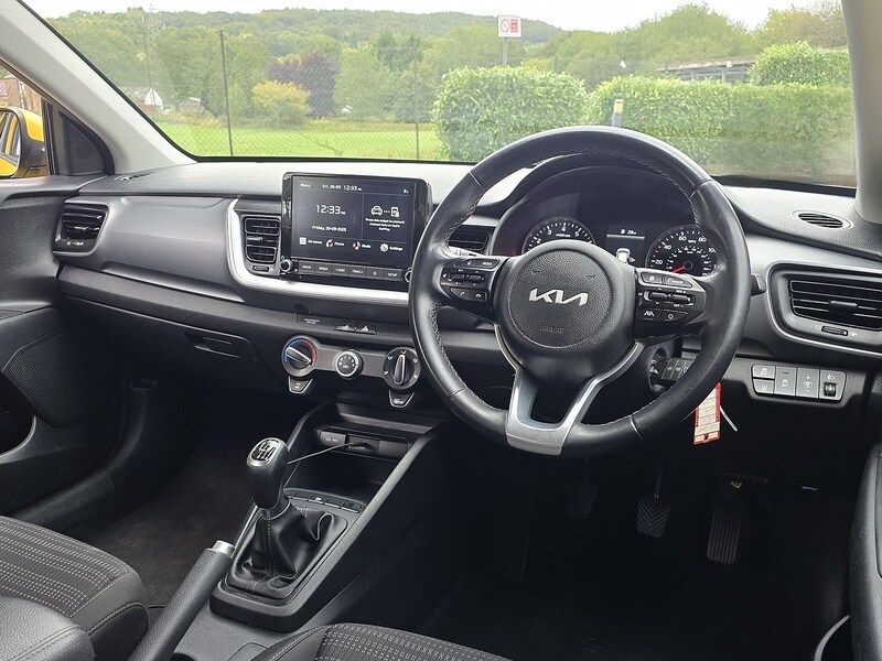Used Kia Stonic 2023 for sale - 76106293: Photo 7