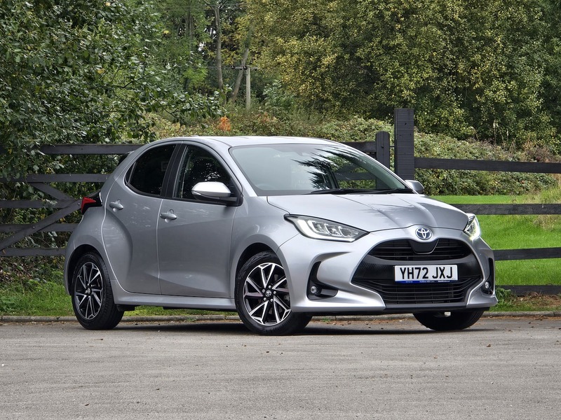 Used Toyota Yaris 2022 for sale - 76426398: Photo 1