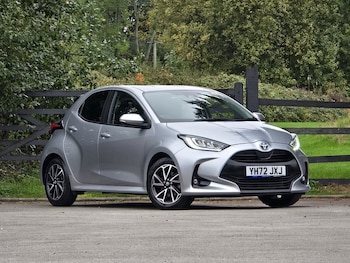 Used Toyota Yaris 2022 for sale - 76426398: Photo