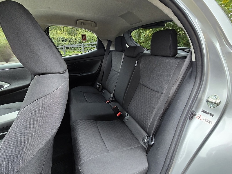 Used Toyota Yaris 2022 for sale - 76426398: Photo 6