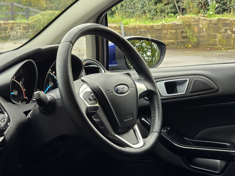 Used Ford Fiesta 2015 for sale - 76426337: Photo 4