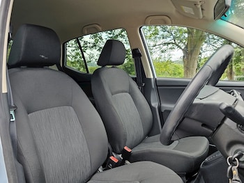 Used Hyundai i10 2013 for sale - 79504068: Photo