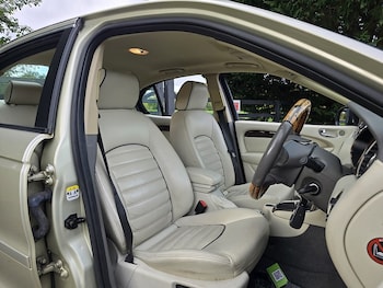 Used Jaguar X-Type 2008 for sale - 76426395: Photo