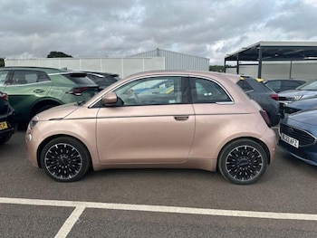 Used Fiat 500 2023 for sale - 79338986: Photo
