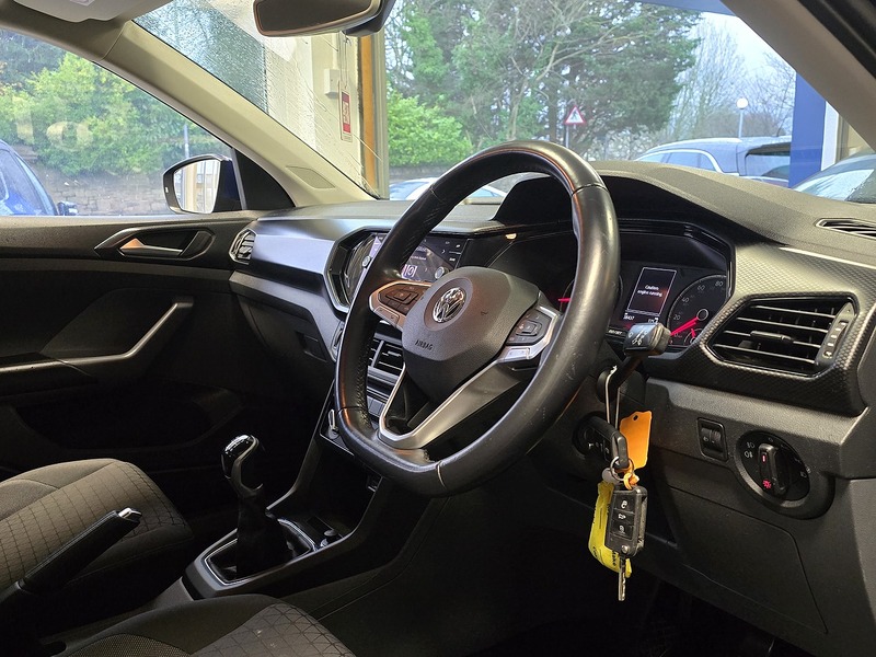 Used Volkswagen T-Cross 2020 for sale - 76792982: Photo 3