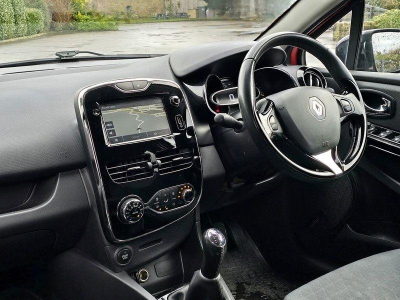 Used Renault Clio 2014 for sale - 77188956: Photo 4