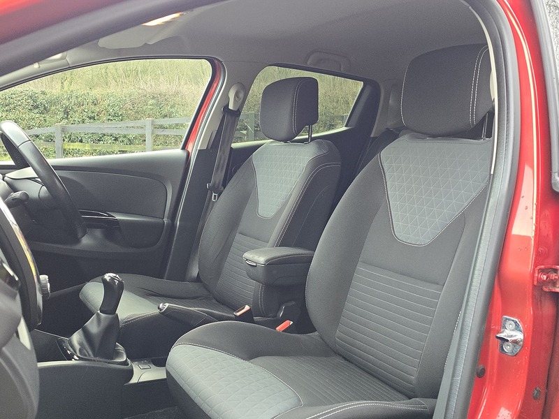 Used Renault Clio 2014 for sale - 77188956: Photo 5