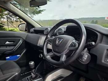 Used Dacia Duster 2021 for sale - 74865372: Photo