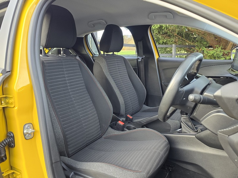 Used Peugeot 208 2022 for sale - 77058697: Photo 11