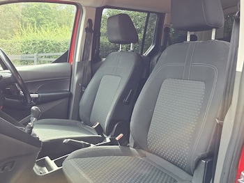 Used Ford Tourneo Connect 2019 for sale - 75567918: Photo