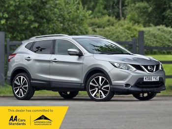 Used Nissan Qashqai 2016 for sale - 78904489: Photo