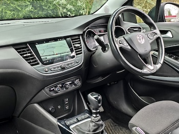 Used Vauxhall Crossland 2021 for sale - 77704110: Photo