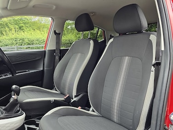 Used Hyundai i10 2022 for sale - 75421779: Photo