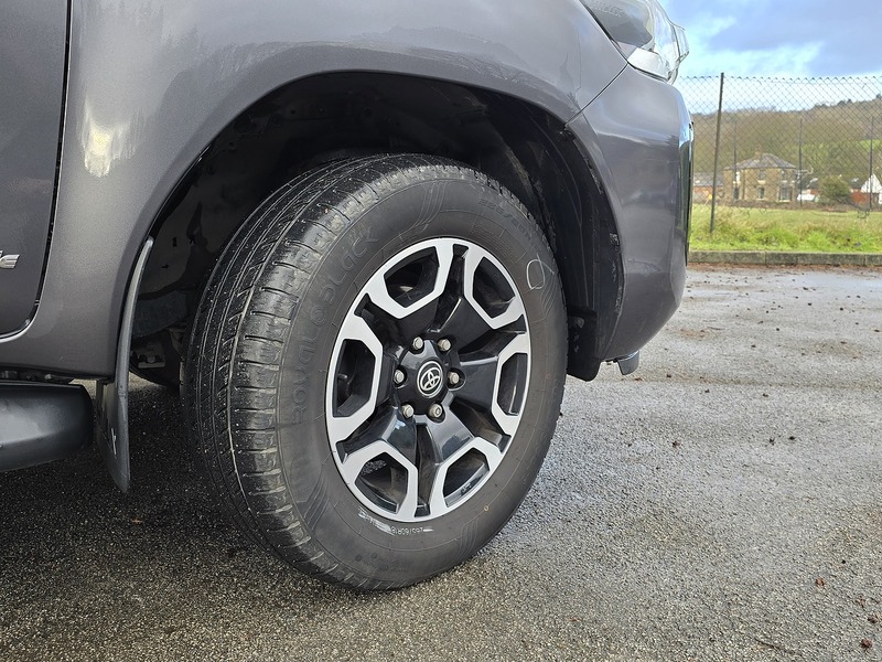 Used Toyota Hilux 2022 for sale - 77179383: Photo 14