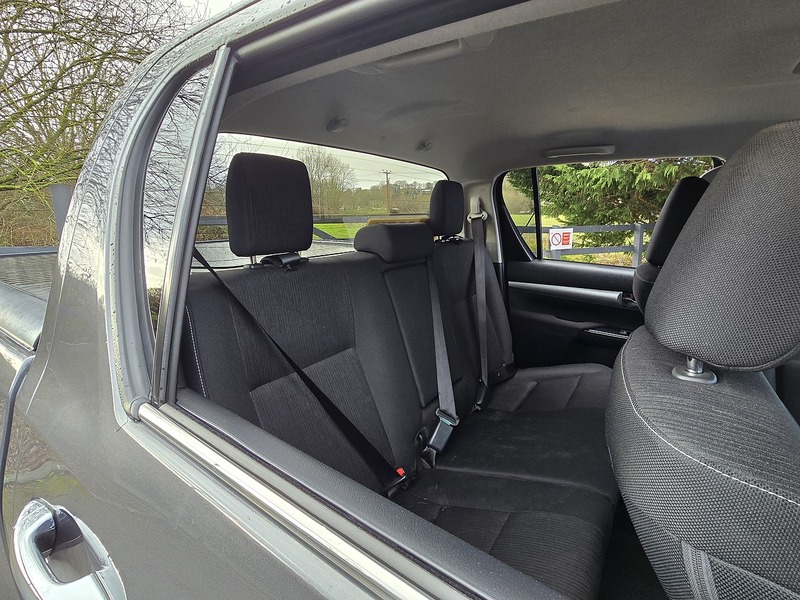 Used Toyota Hilux 2022 for sale - 77179383: Photo 16