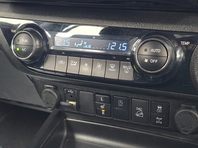 Used Toyota Hilux 2022 for sale - 77179383: Photo 22