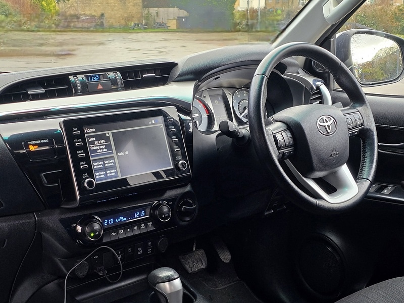 Used Toyota Hilux 2022 for sale - 77179383: Photo 4