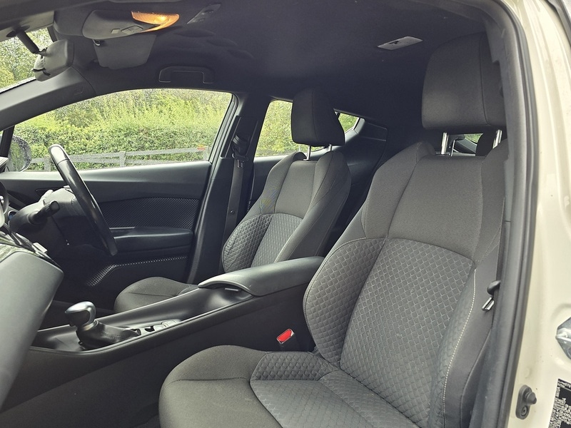 Used Toyota C-HR 2020 for sale - 76106297: Photo 3