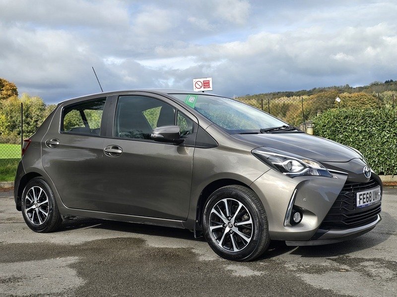 Used Toyota Yaris 2018 for sale - 76426392: Photo 14