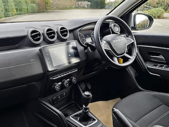 Used Dacia Duster 2023 for sale - 79311826: Photo