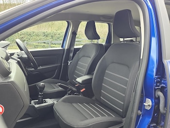 Used Dacia Duster 2023 for sale - 79311826: Photo