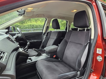 Used Honda CR-V 2014 for sale - 75567934: Photo