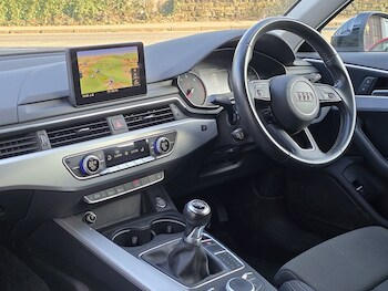 Used Audi A4 Avant 2017 for sale - 77749211: Photo