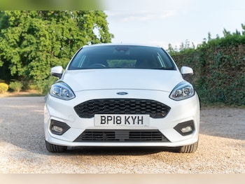 Used Ford Fiesta 2018 for sale - 79298017: Photo