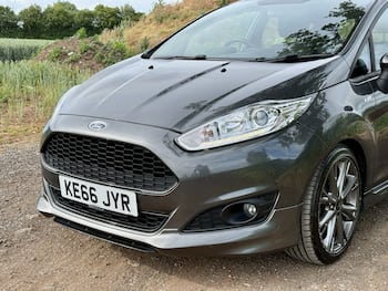 Used Ford Fiesta 2017 for sale - 79725087: Photo