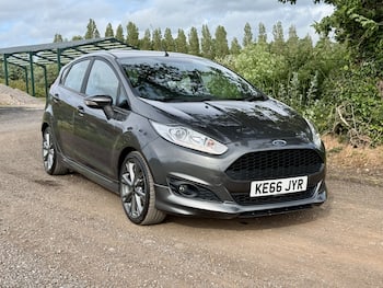 Used Ford Fiesta 2017 for sale - 79725087: Photo