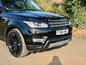 Used Land Rover Range Rover Sport 2016 for sale - 79259212: Photo