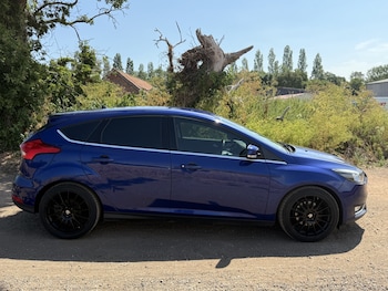 Used Ford Focus 2015 for sale - 79234745: Photo