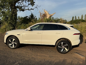 Used Jaguar F-Pace 2021 for sale - 79216153: Photo