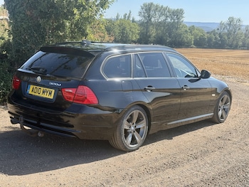 Used BMW 3 Series 2010 for sale - 79543808: Photo