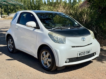 Used Toyota IQ 2010 for sale - 79536188: Photo