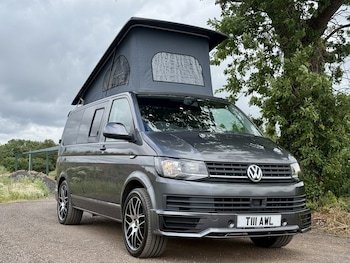 Used Volkswagen Transporter 2018 for sale - 79005455: Photo