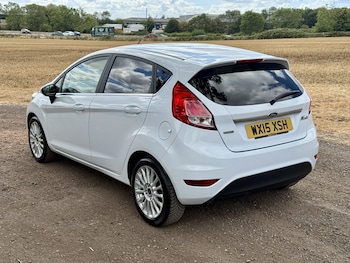 Used Ford Fiesta 2015 for sale - 79439253: Photo