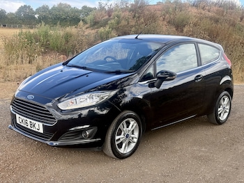 Used Ford Fiesta 2016 for sale - 79588838: Photo