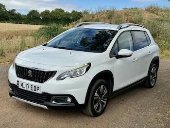Used Peugeot 2008 2017 for sale - 79115485: Photo