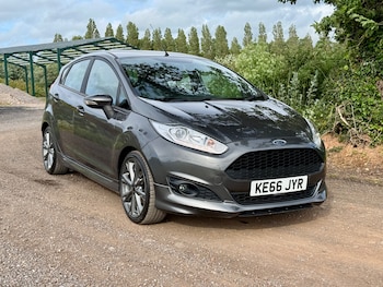 Used Ford Fiesta 2017 for sale - 78807932: Photo