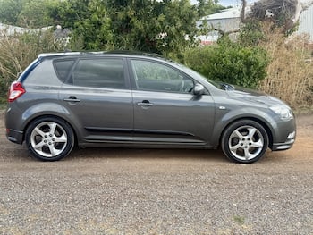 Used Kia Ceed 2011 for sale - 79792797: Photo