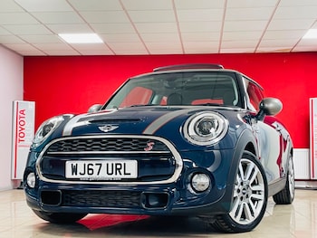 Used MINI Hatch 2017 for sale - 75304031: Photo