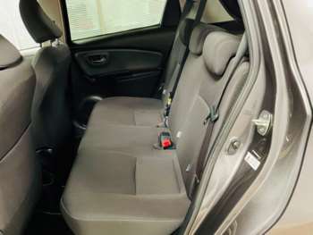 Used Toyota Yaris 2016 for sale - 75304080: Photo
