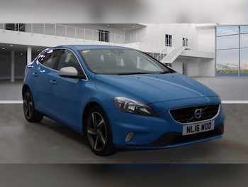 Used Volvo V40 2016 for sale - 75539183: Photo