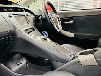 Used Toyota Prius 2013 for sale - 75546327: Photo