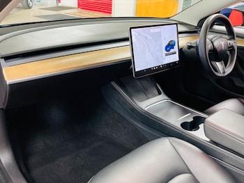 Used Tesla Model 3 2021 for sale - 75304040: Photo