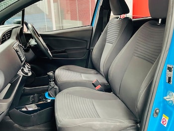 Used Toyota Yaris 2018 for sale - 75393975: Photo