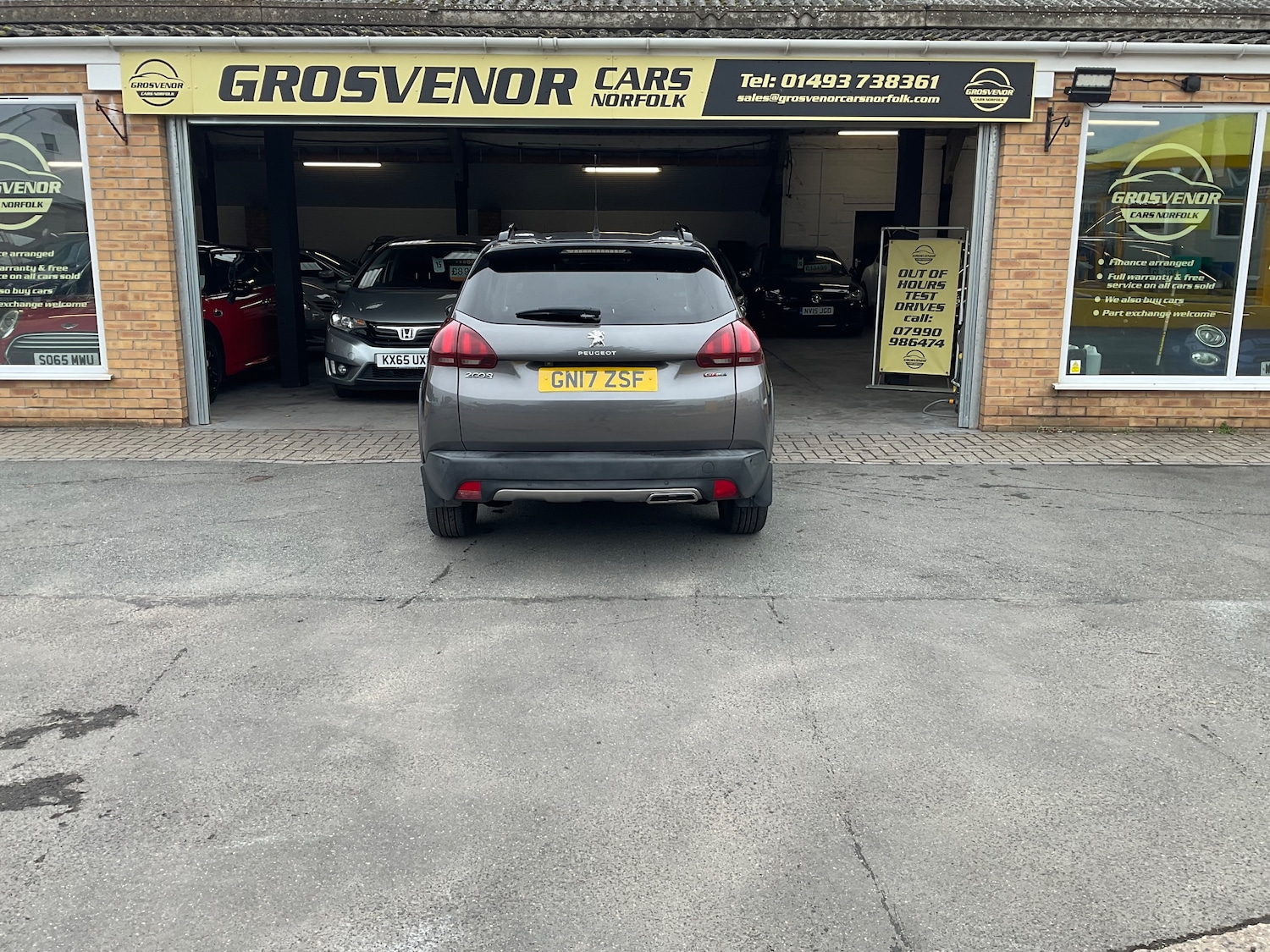 Used Peugeot 2008 2017 for sale - 76281107: Photo 11