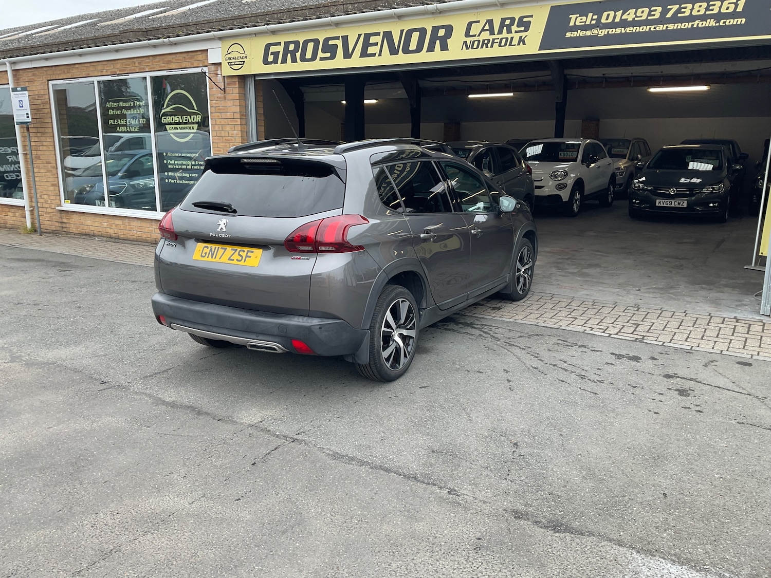 Used Peugeot 2008 2017 for sale - 76281107: Photo 13